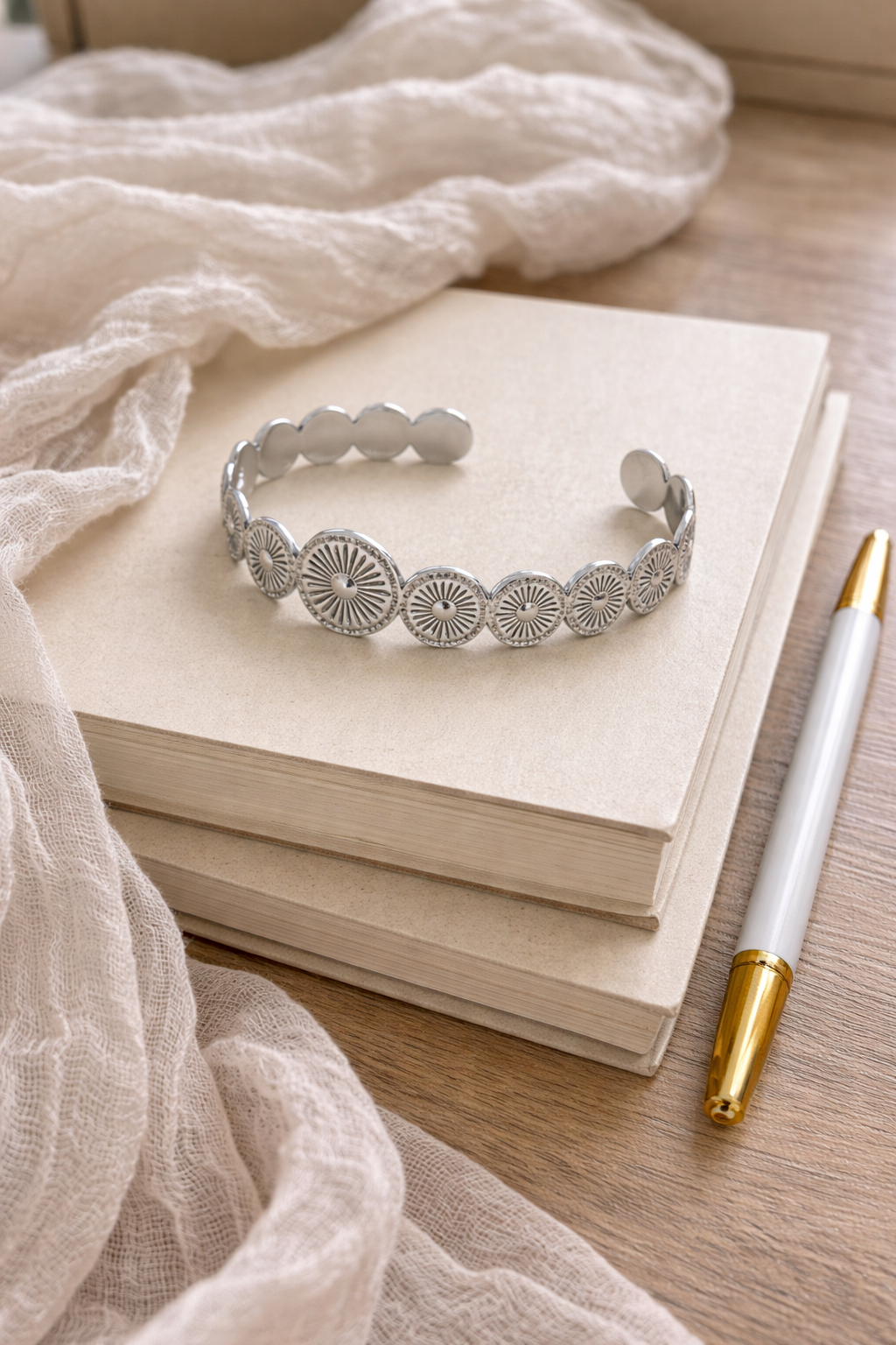 Anouk Vintage Cuff Bangle