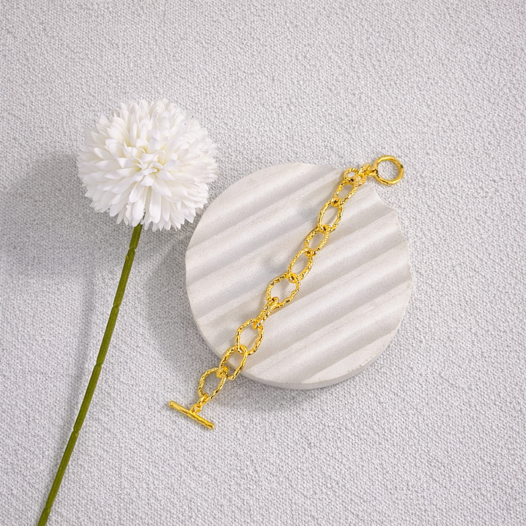 Textured Chunky Bracelet