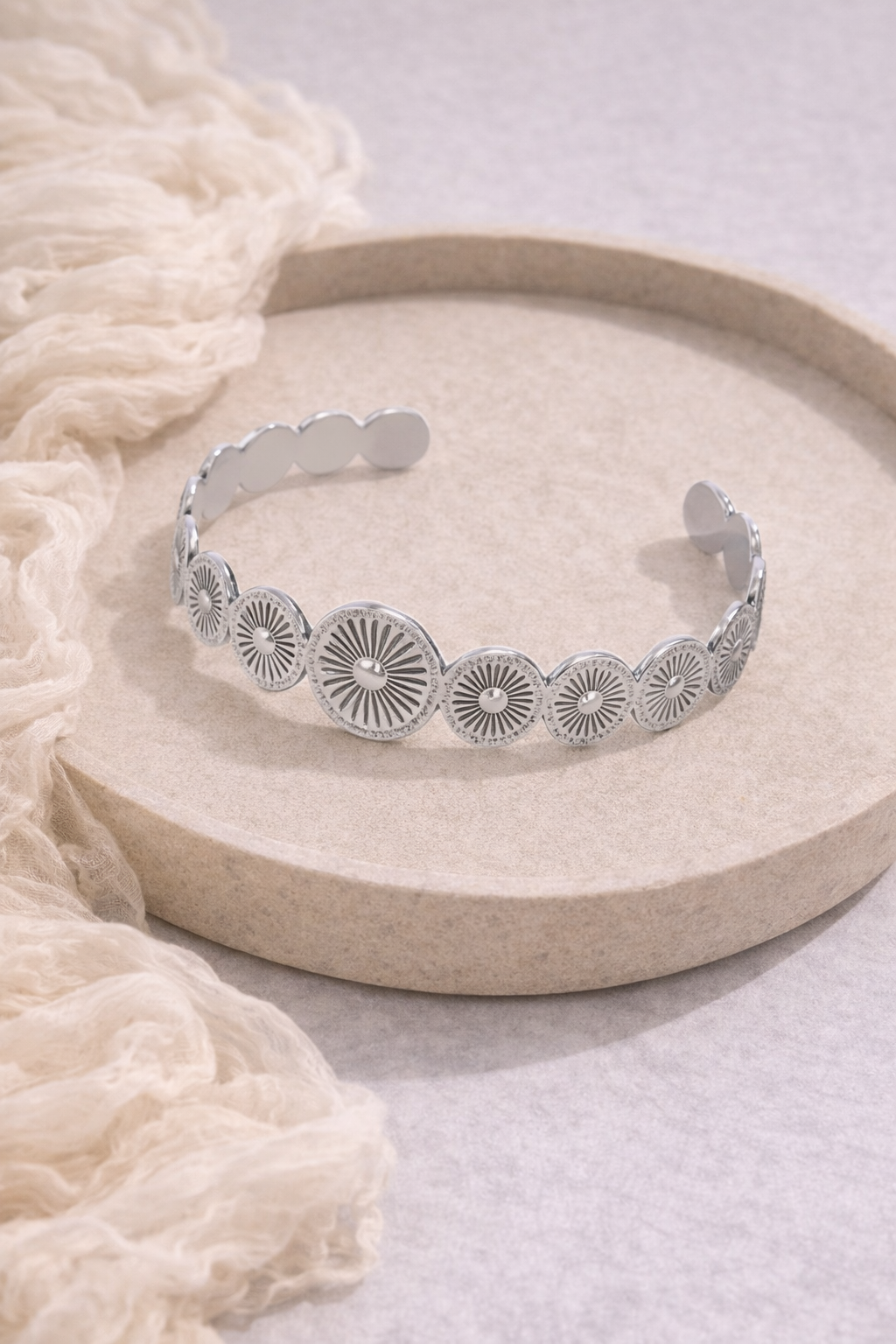 Anouk Vintage Cuff Bangle
