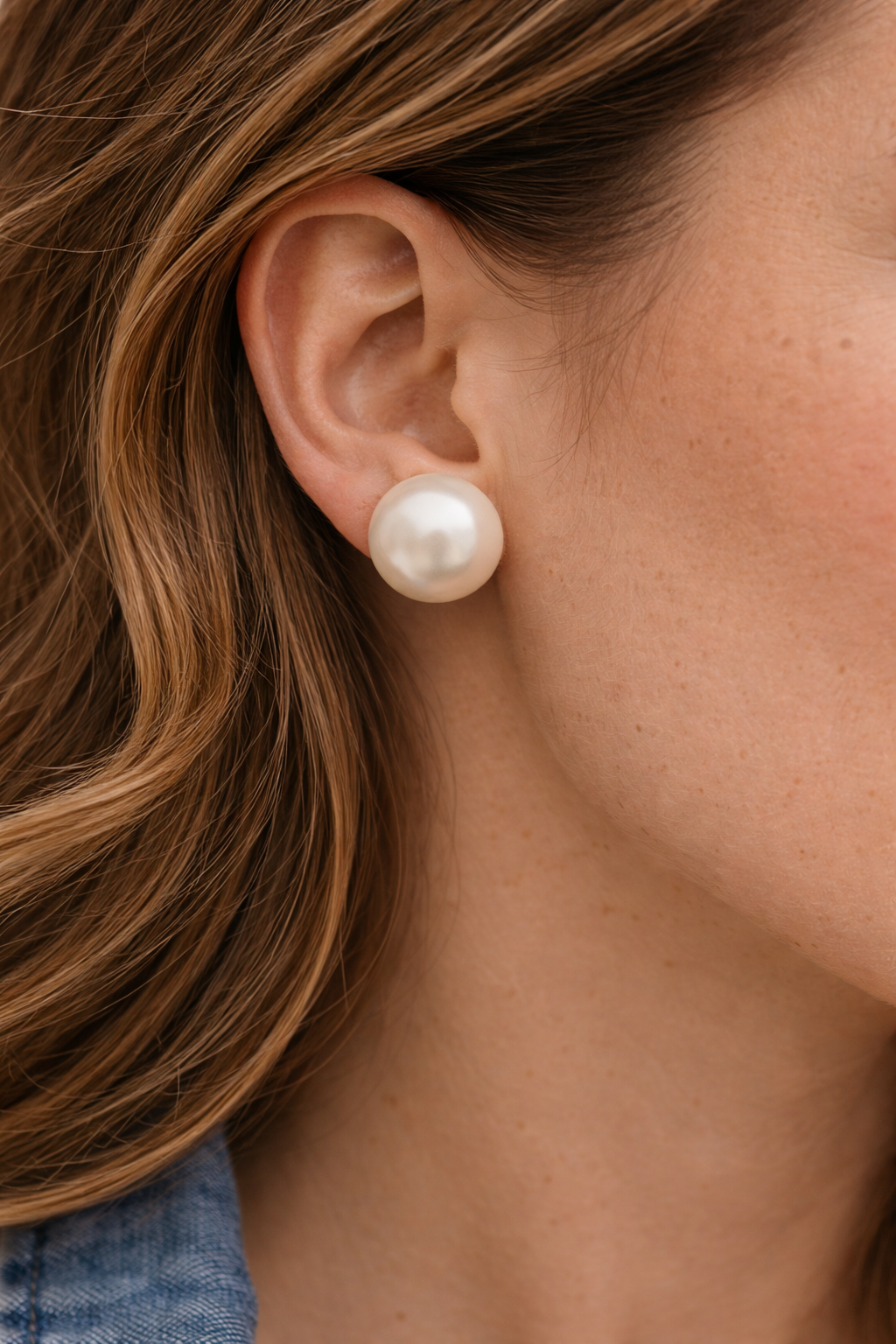Classic Pearl Studs