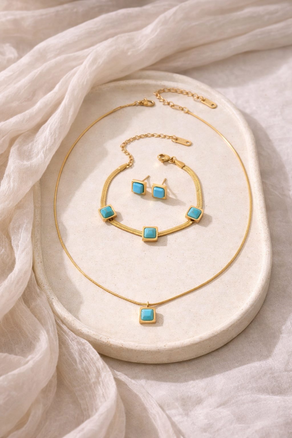 Dainty Jewelry Set (Necklace + Bracelet + Earrings)
