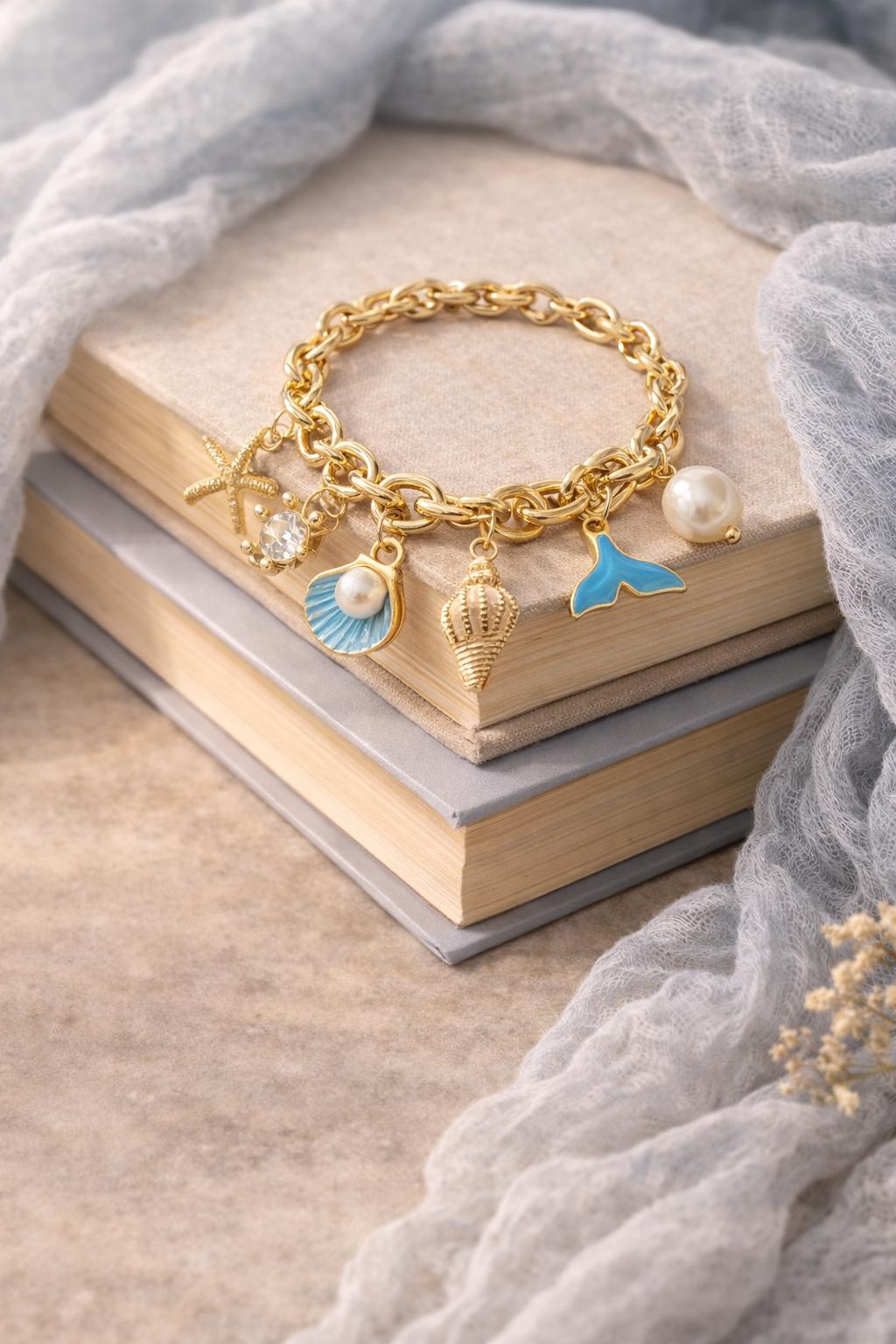 Glenan Beach Charms Bracelet