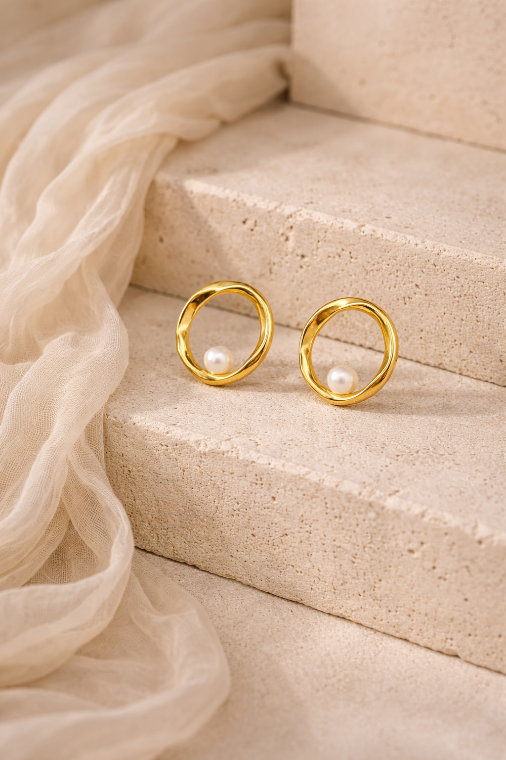 Kiara Pearl Studs