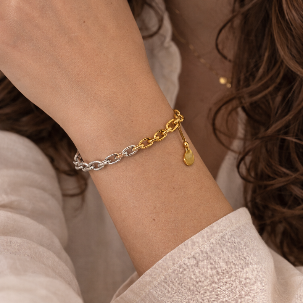 Raha Faceted Bracelet